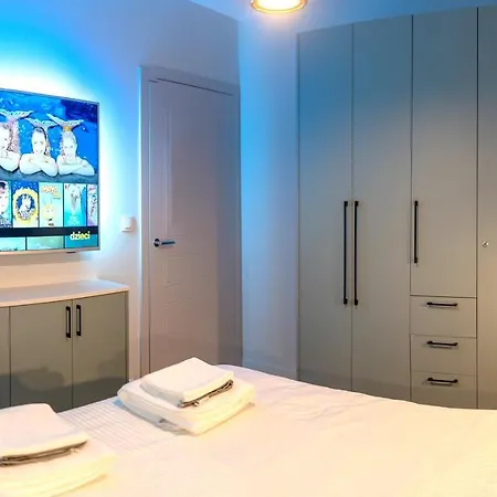 Made For Amc Przy Aquaparku Apartmán *